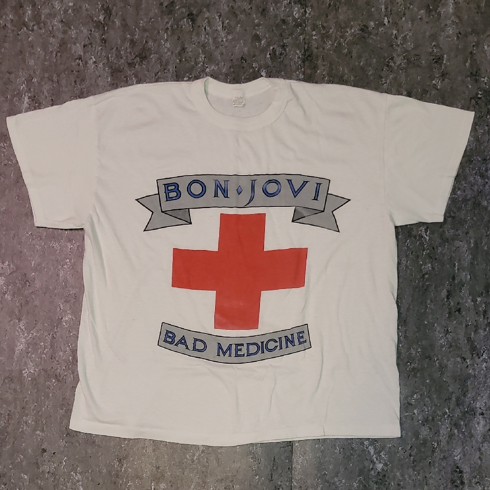 AUTHENTIC. Vintage.1988. BON JOVI. BAD MEDICINE. Made In USA. One Size. RARE!!
